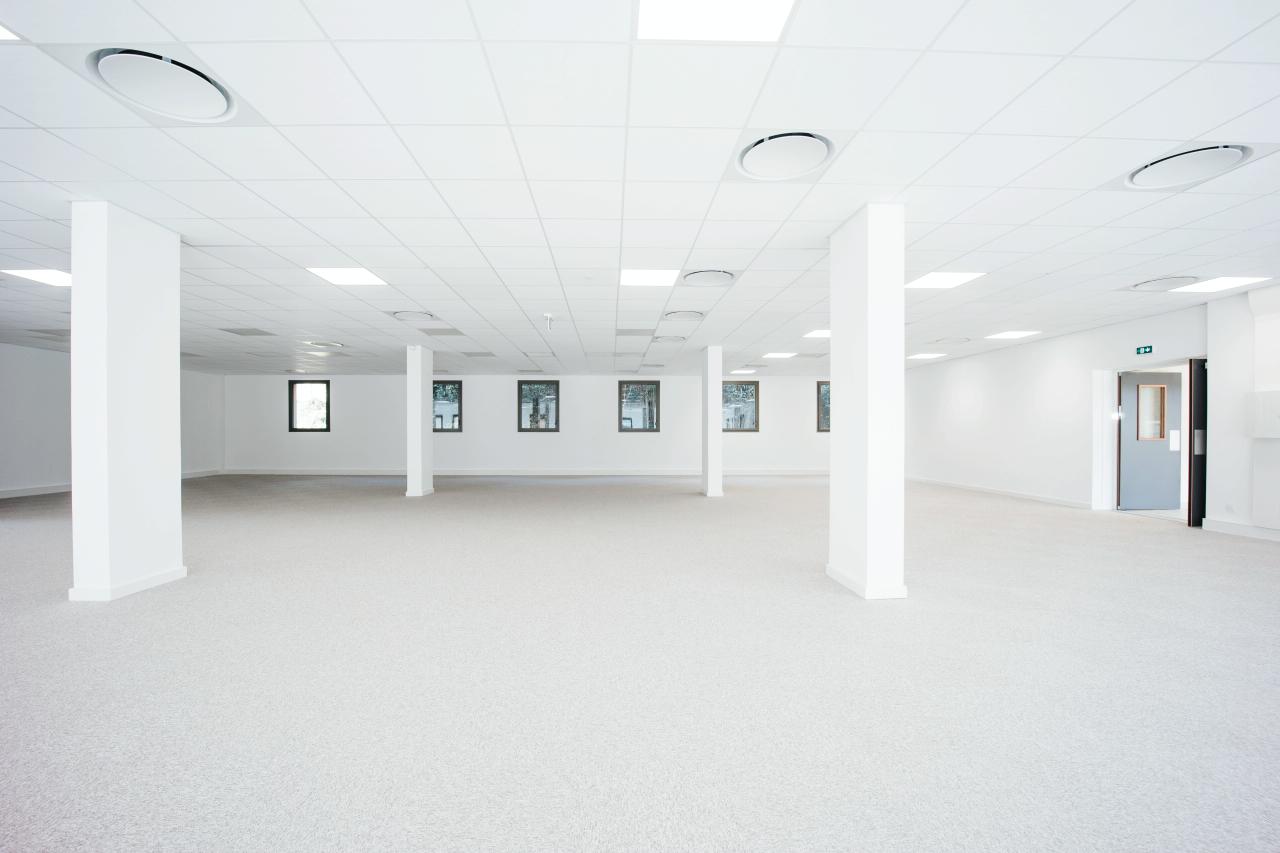 Bureau Aix-en-Provence 5363m² Location bureau Aix-en-Provence Bouches-du-Rhône OLBUR2115098 10